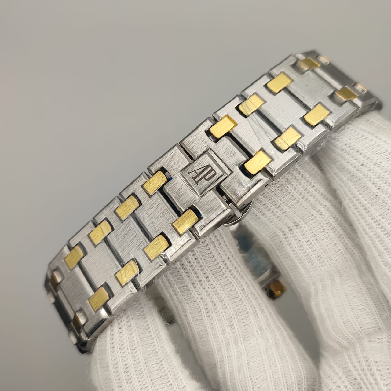 Audemars Piguet | Royal Oak Silver Gold